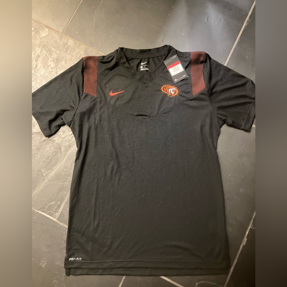 Nike Men’s Size Large Black 100% Polyester Shirt